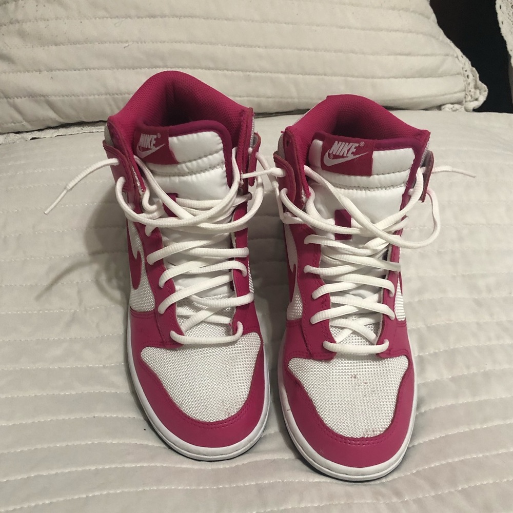 Nike Woman’s Prestige